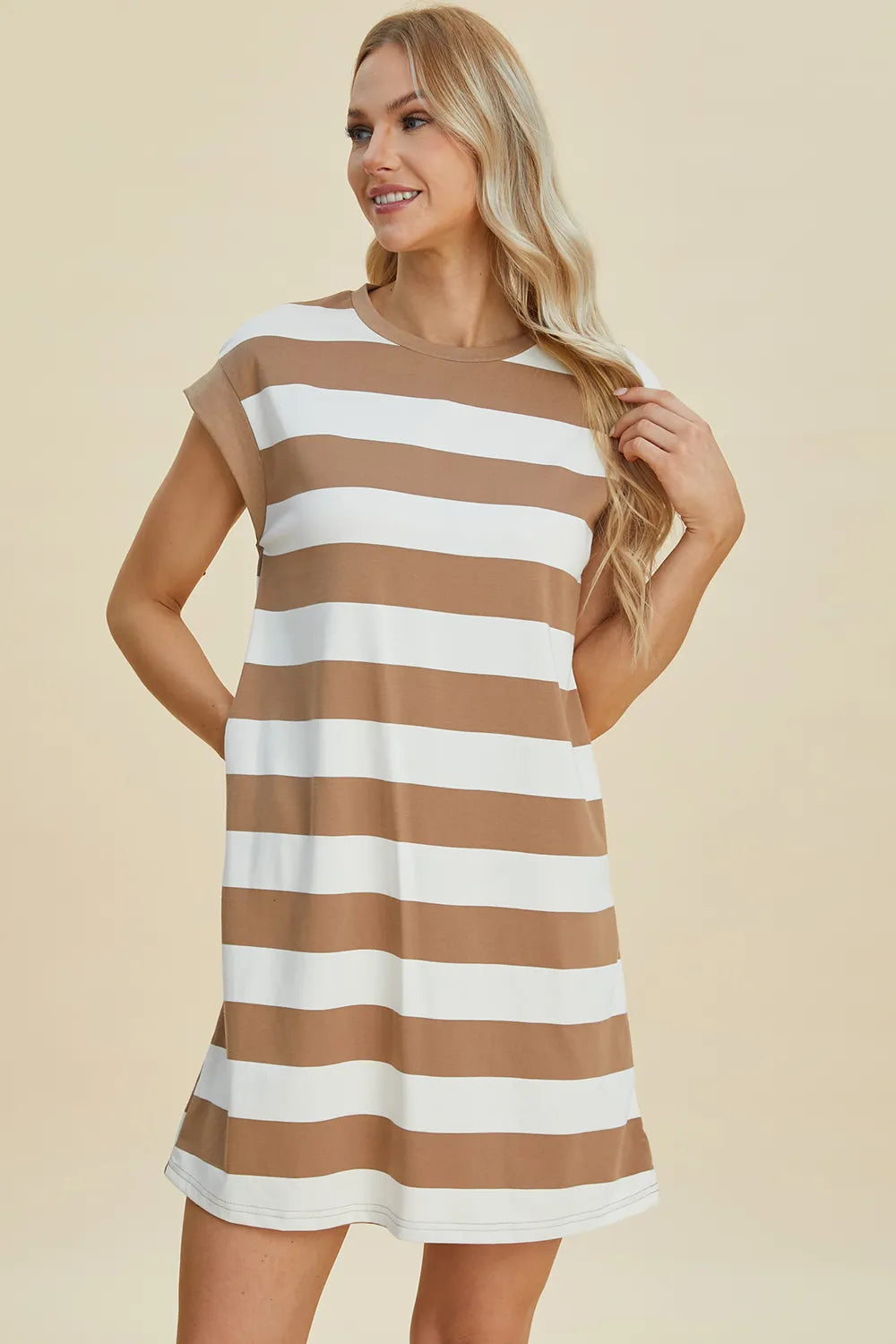 Women's apparel – product view 12