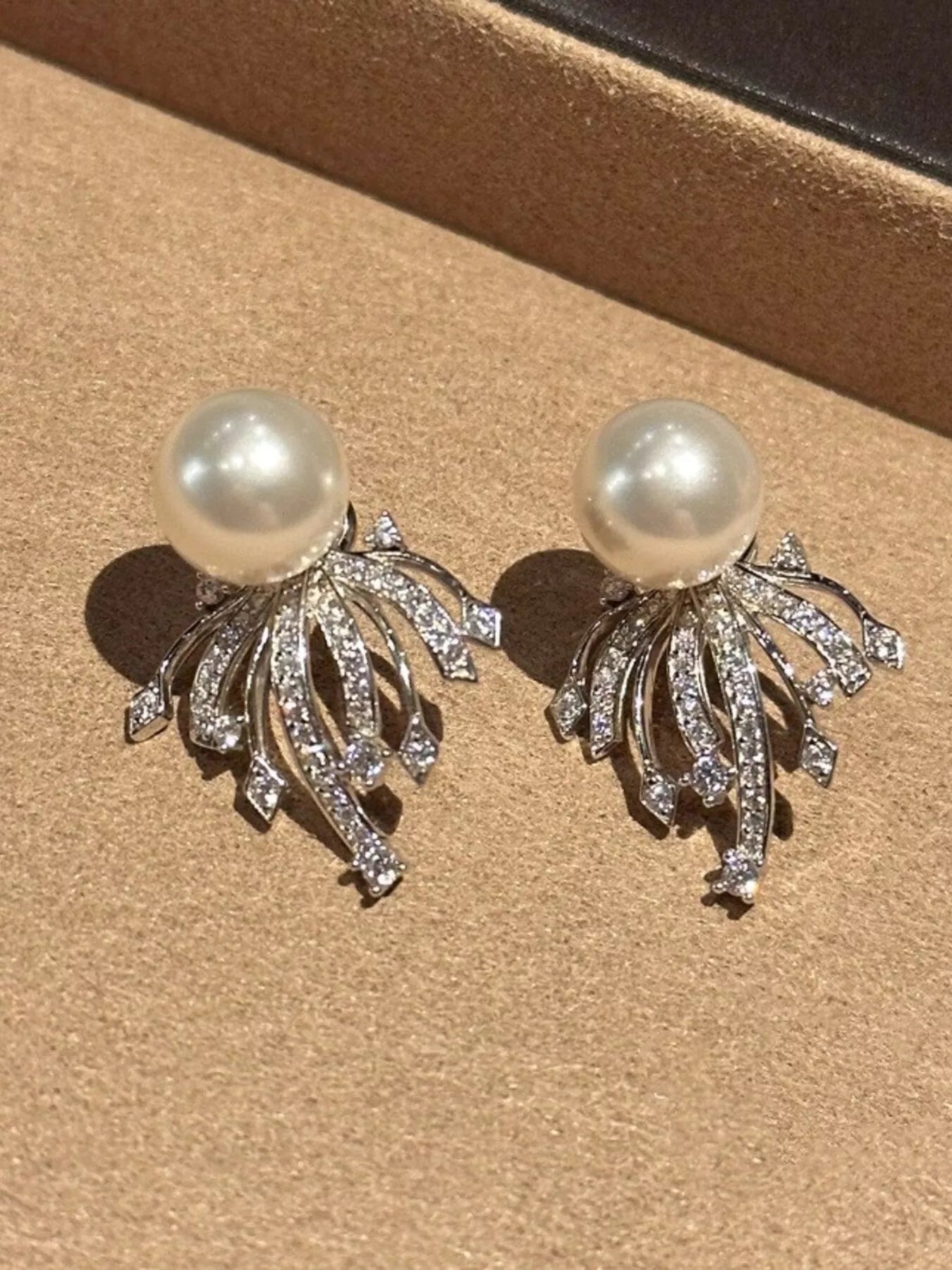 Trendsi 925 Sterling Silver Zircon Pearl Earrings -
