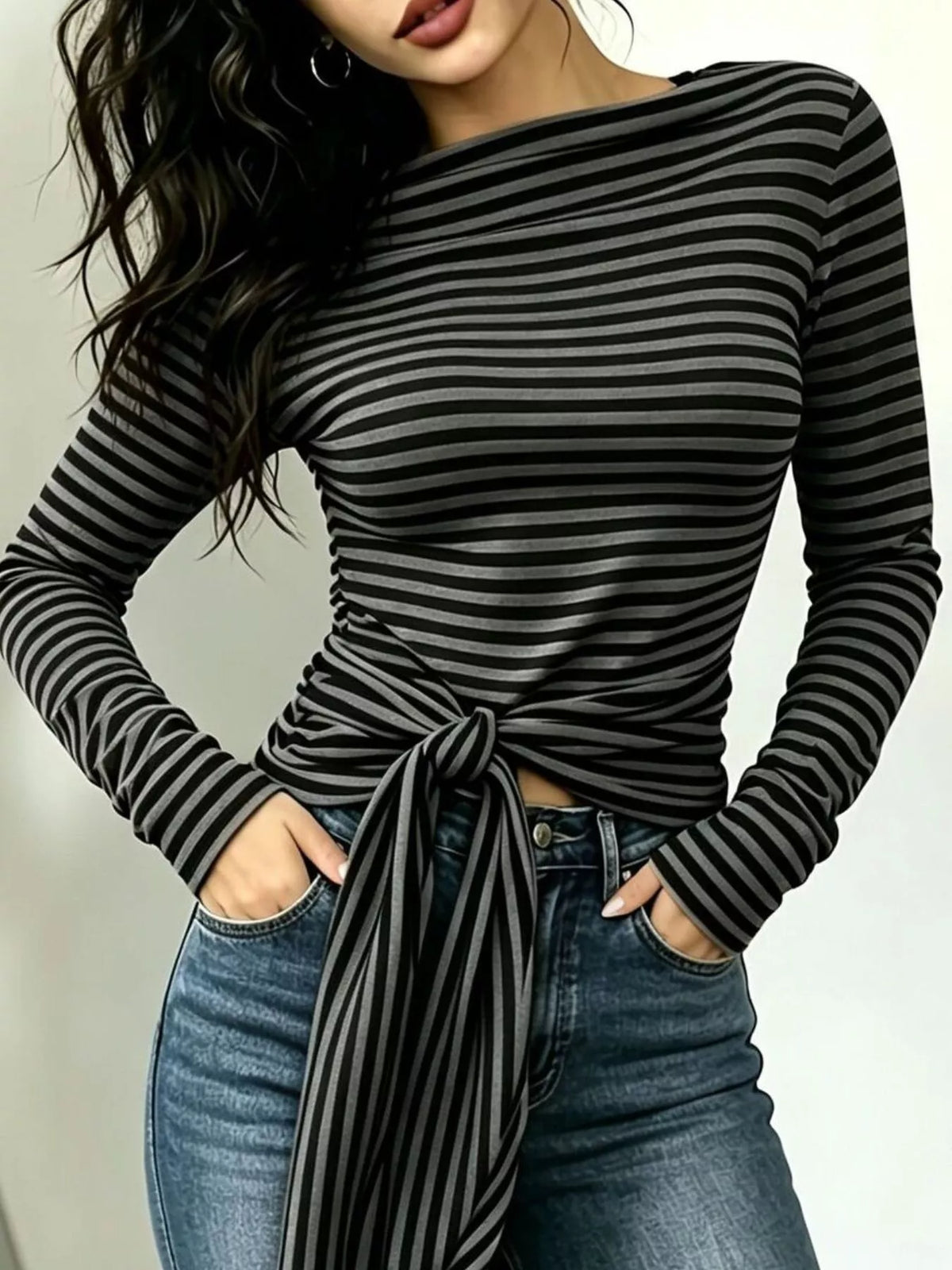 Long sleeve striped T-shirt with front tie