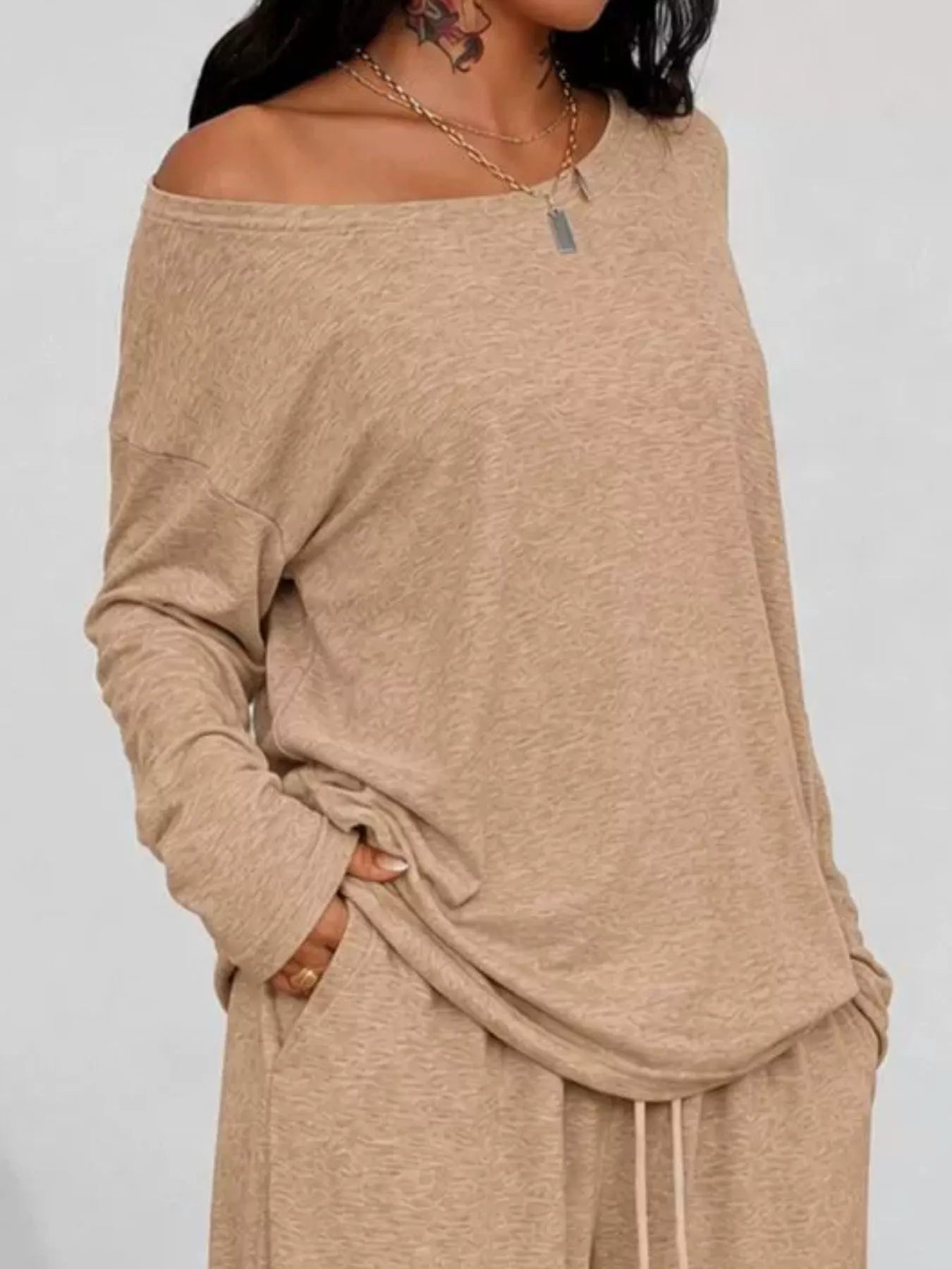 Women's clothing set – product view 5