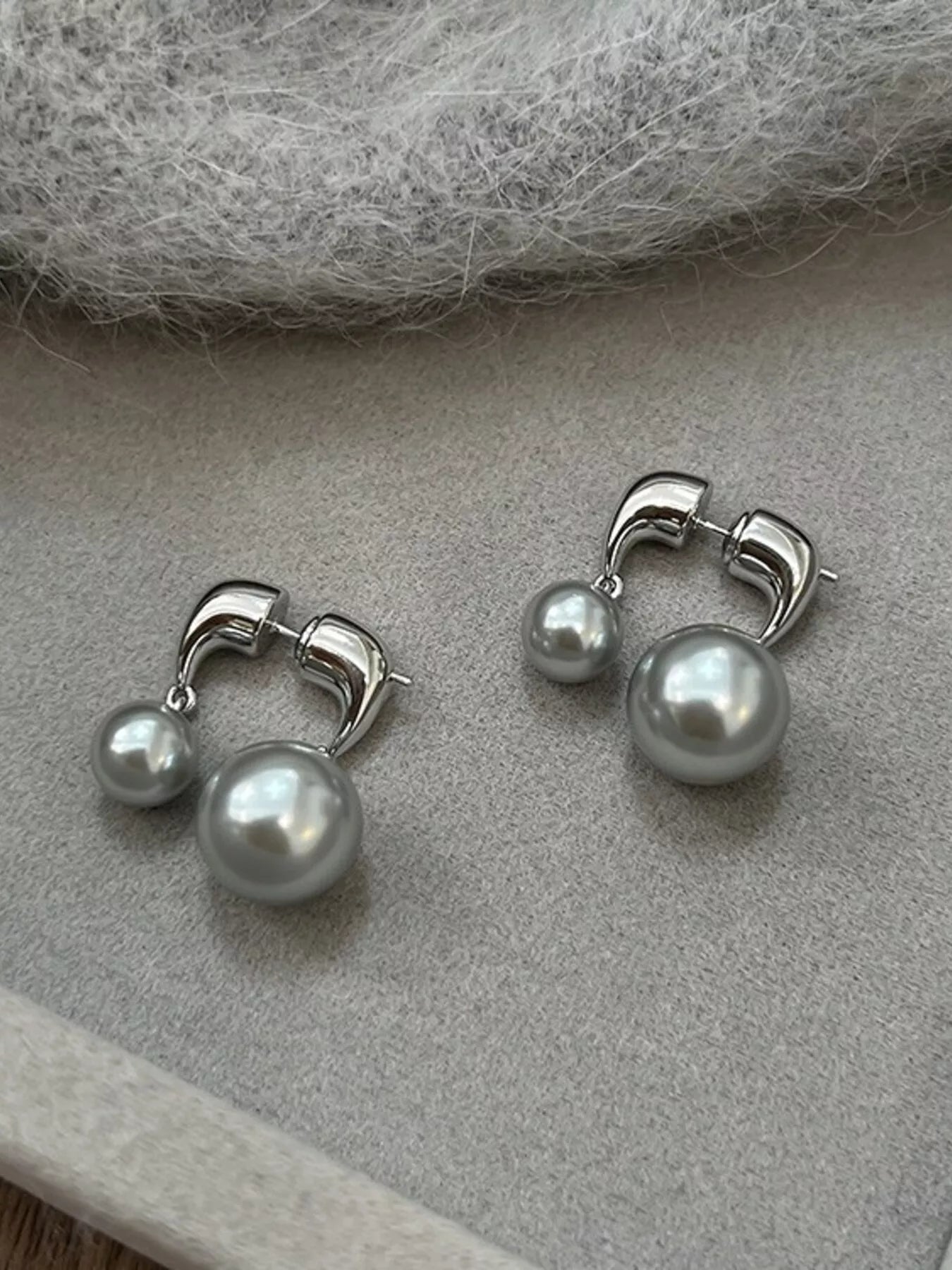 Trendsi Pearl Alloy Drop Earrings -