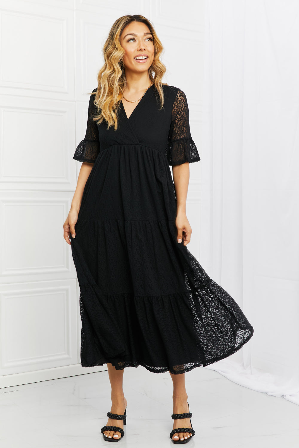 Women's apparel – product view 3