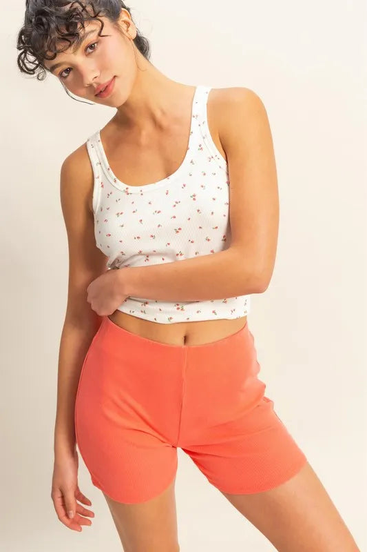 Women's shorts – product view 3
