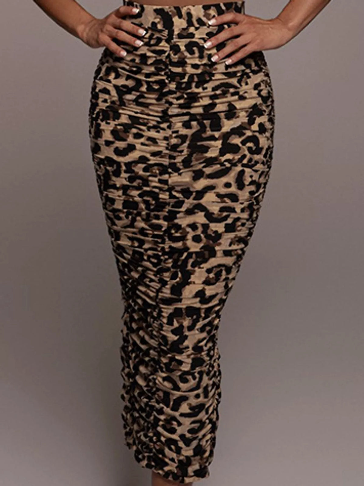 Leopard midi skirt, leopard front