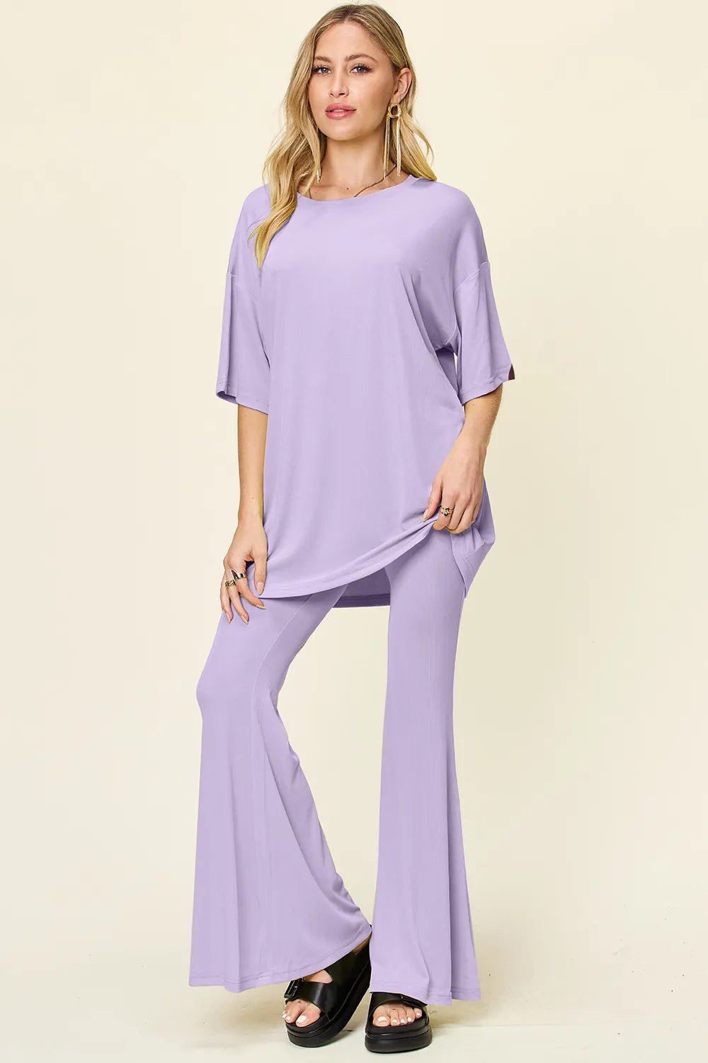 Women's clothing set – product view 1