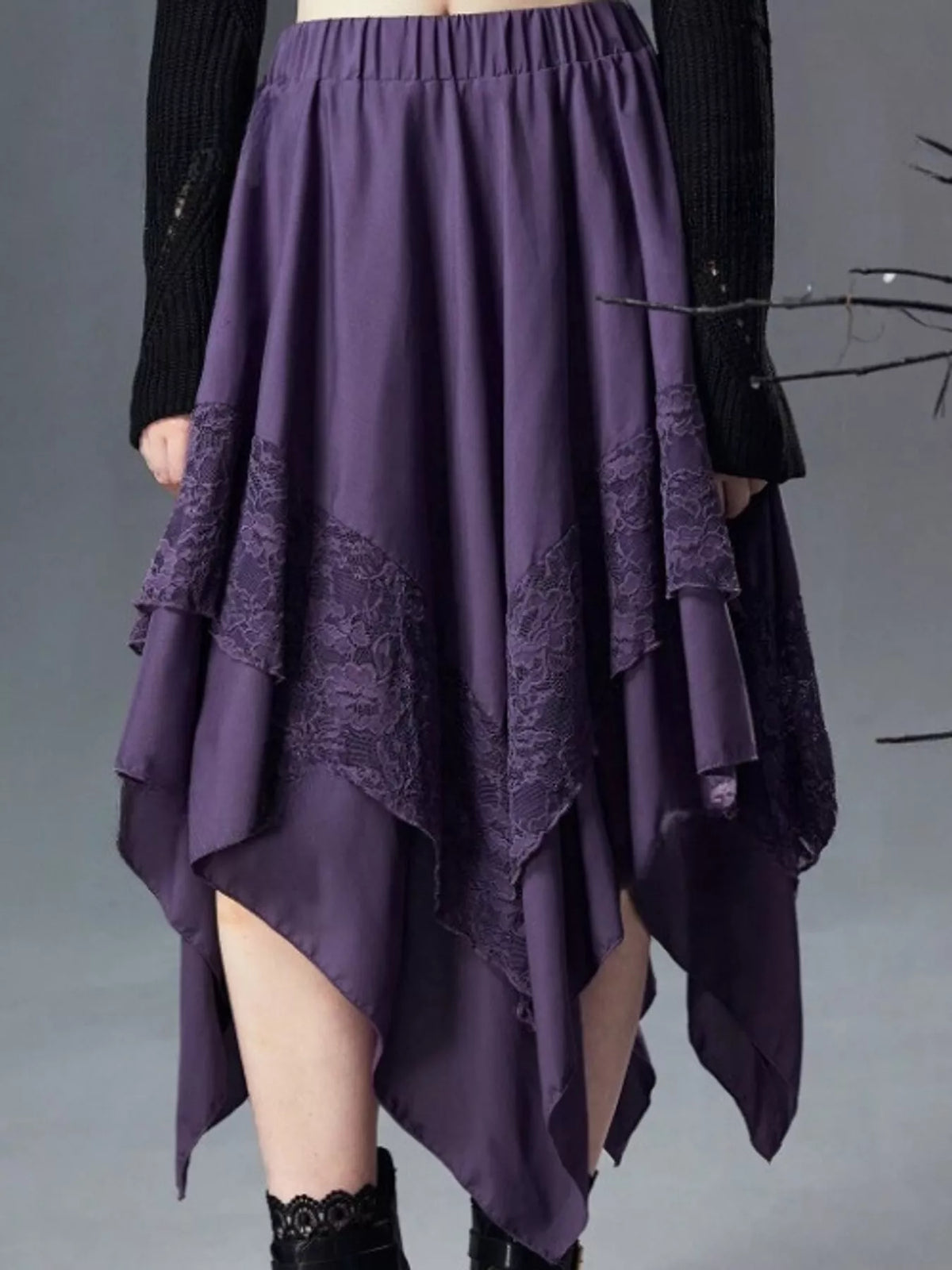 Asymmetric lace skirt, purple front