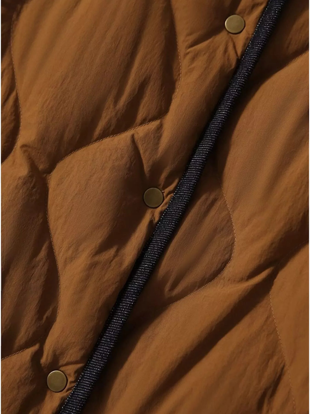 Reversible Diamond-Quilted Cropped Down Jacket, snap detail