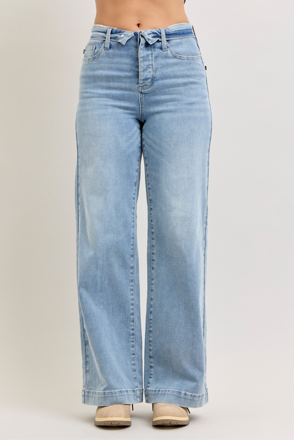 Women's jeans – product view 1