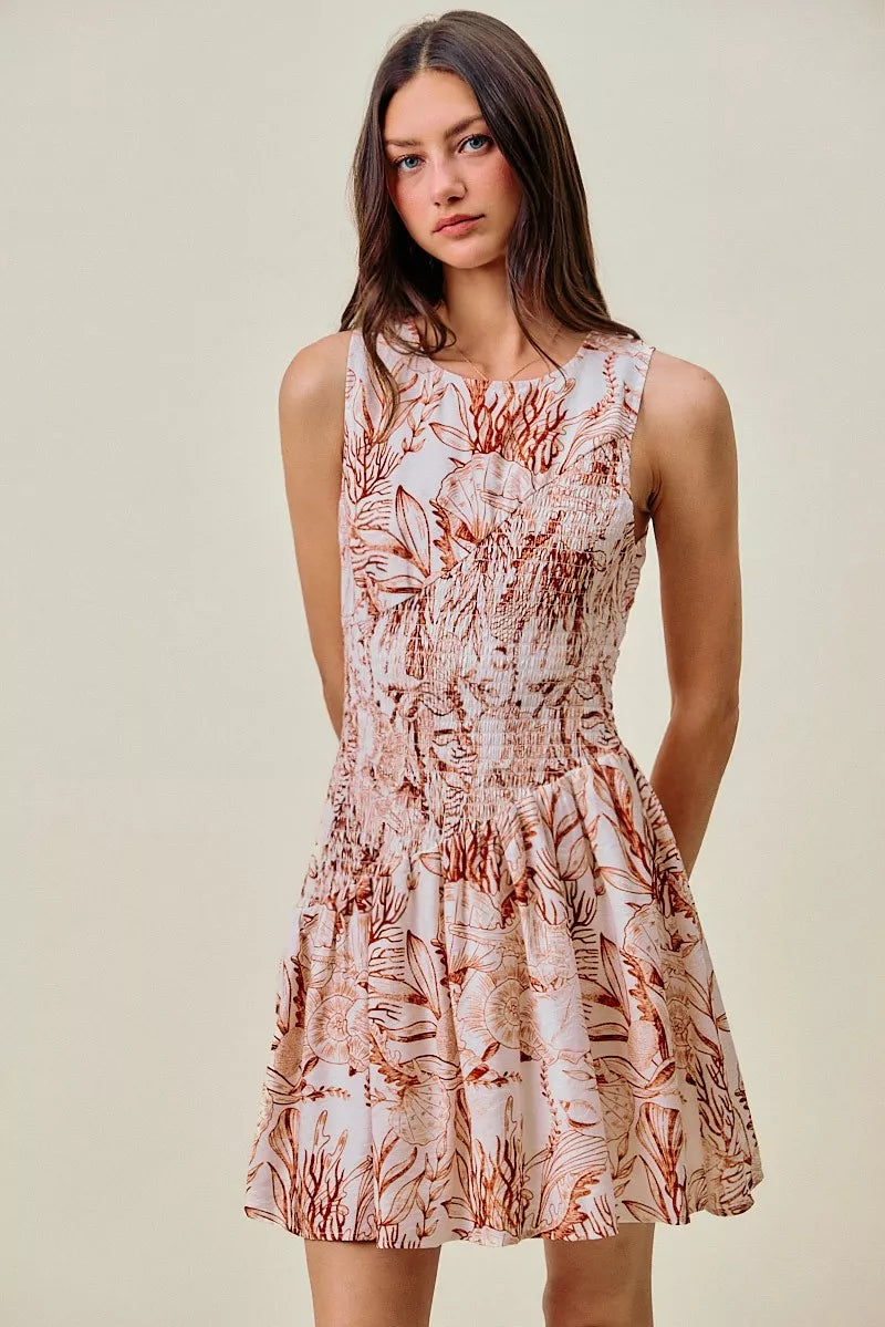 Women's apparel – product view 14