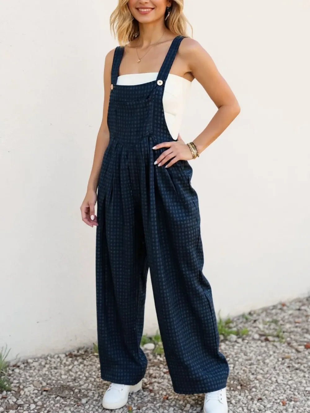 Women's apparel – product view 1