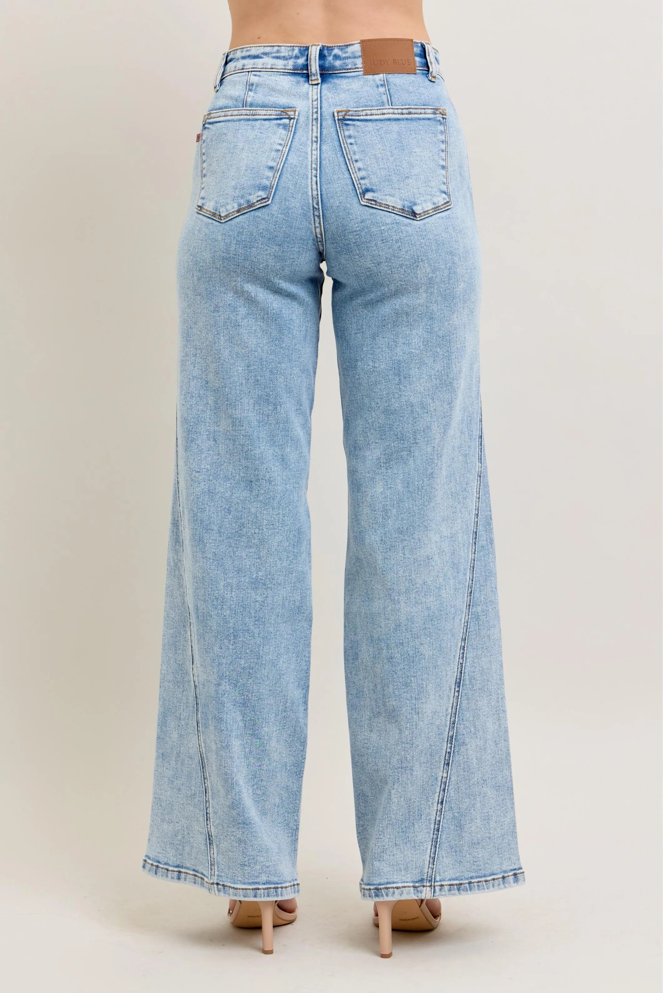 Women's jeans – product view 6