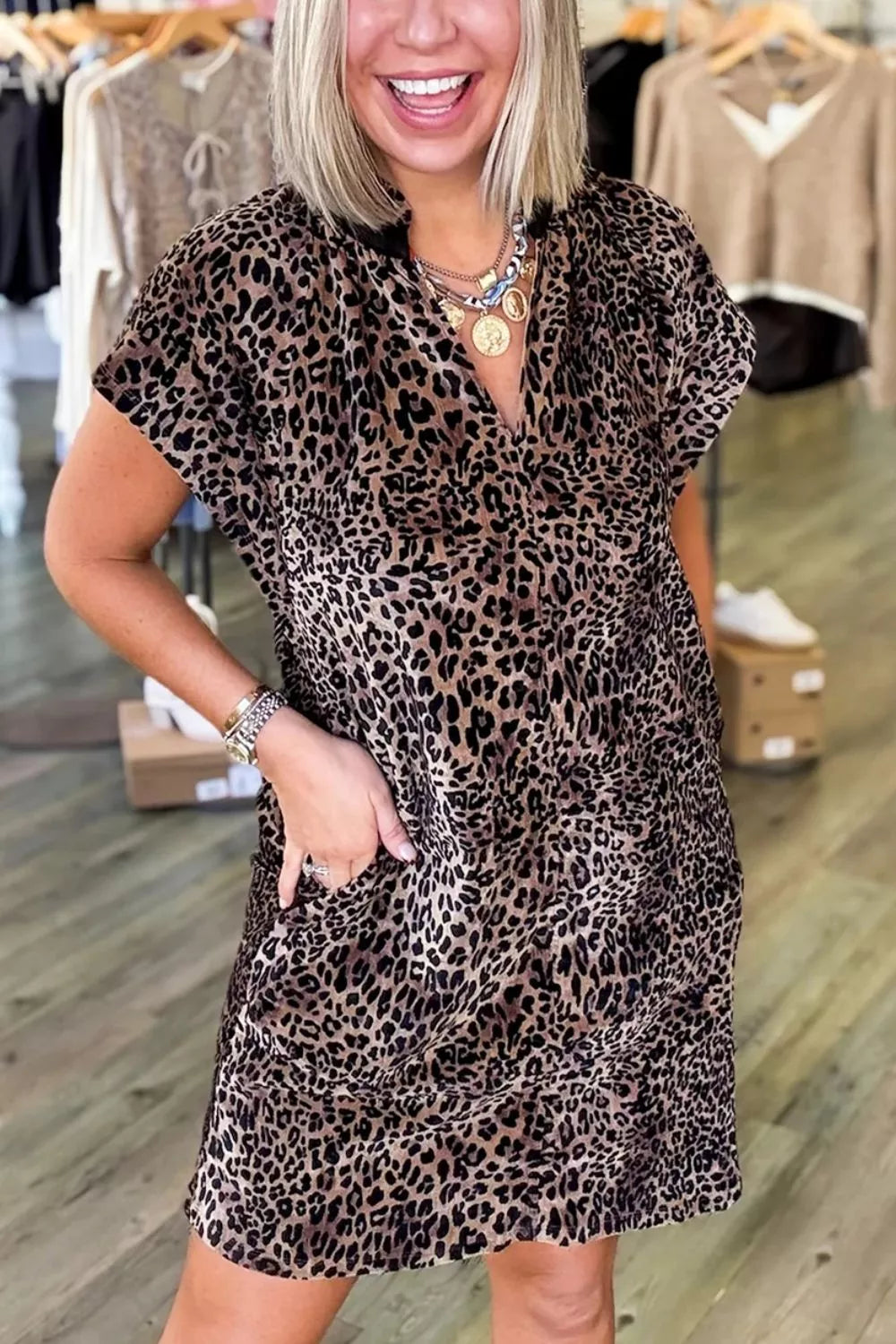 Leopard-print short sleeve mini shift dress