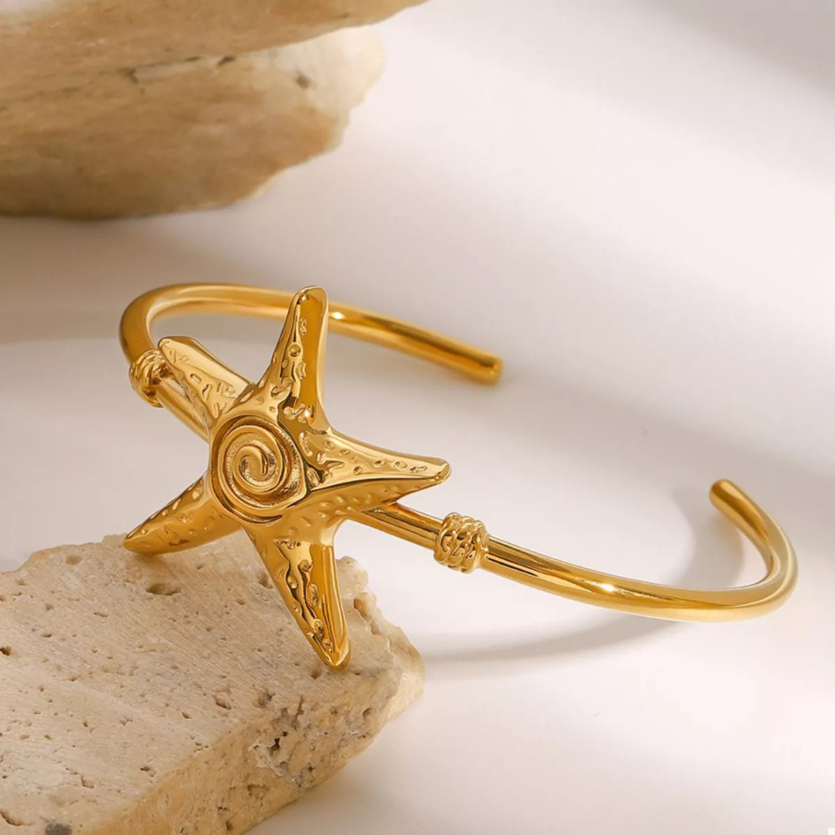 Trendsi 18K Gold-Plated Starfish Open Bracelet -