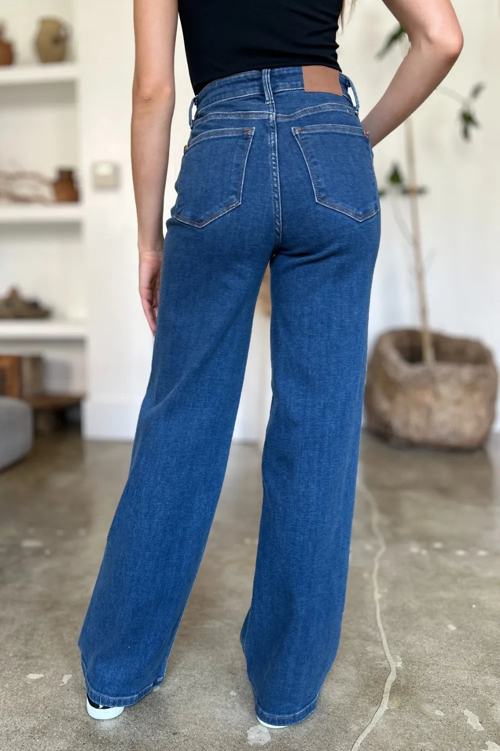Women's jeans – product view 11