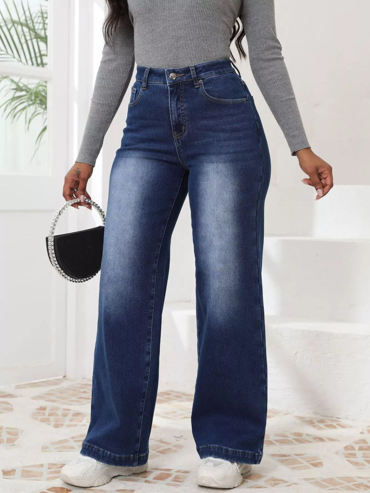 High-waisted washed wide-leg jeans