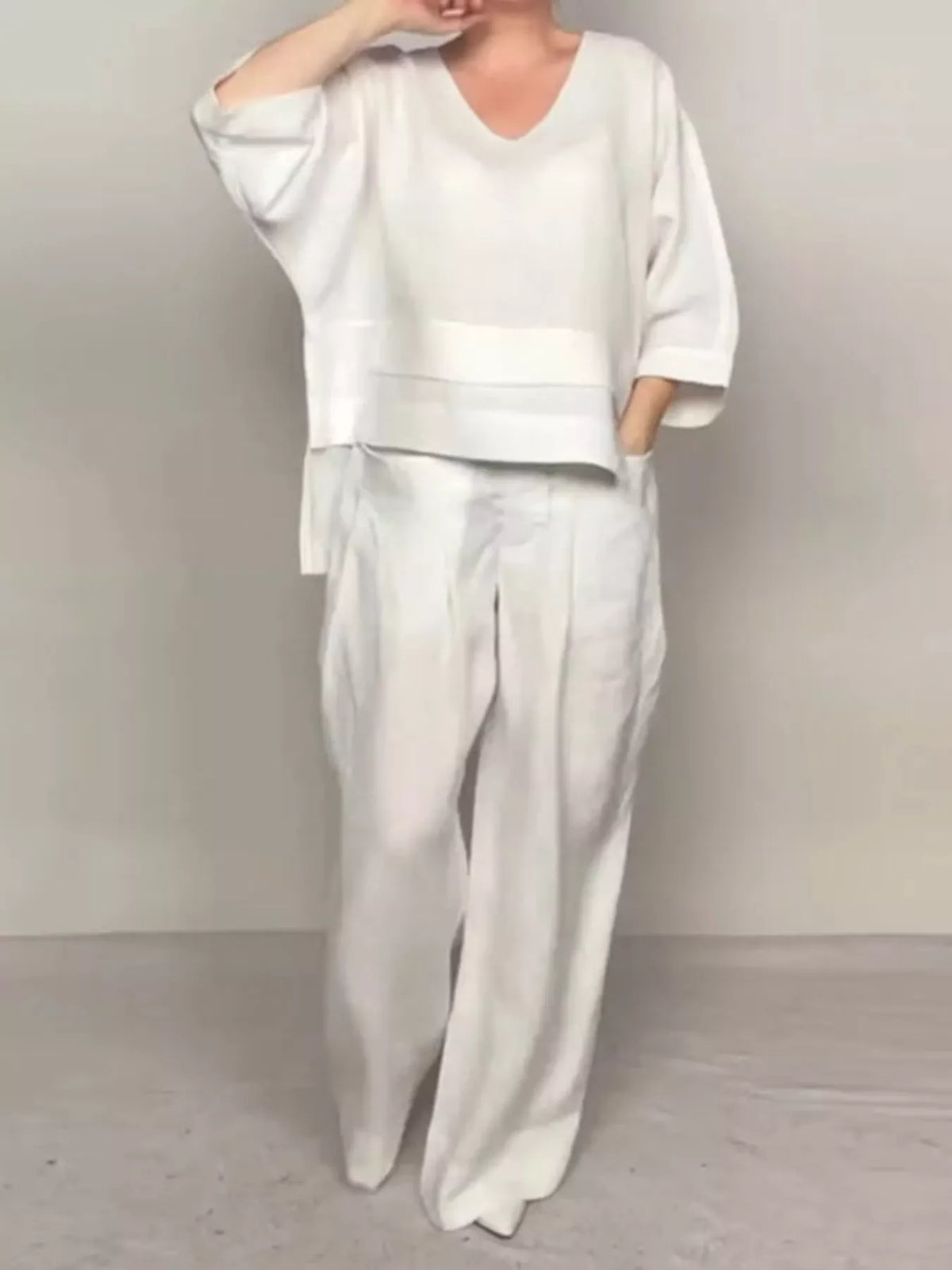 Women's clothing set – product view 3