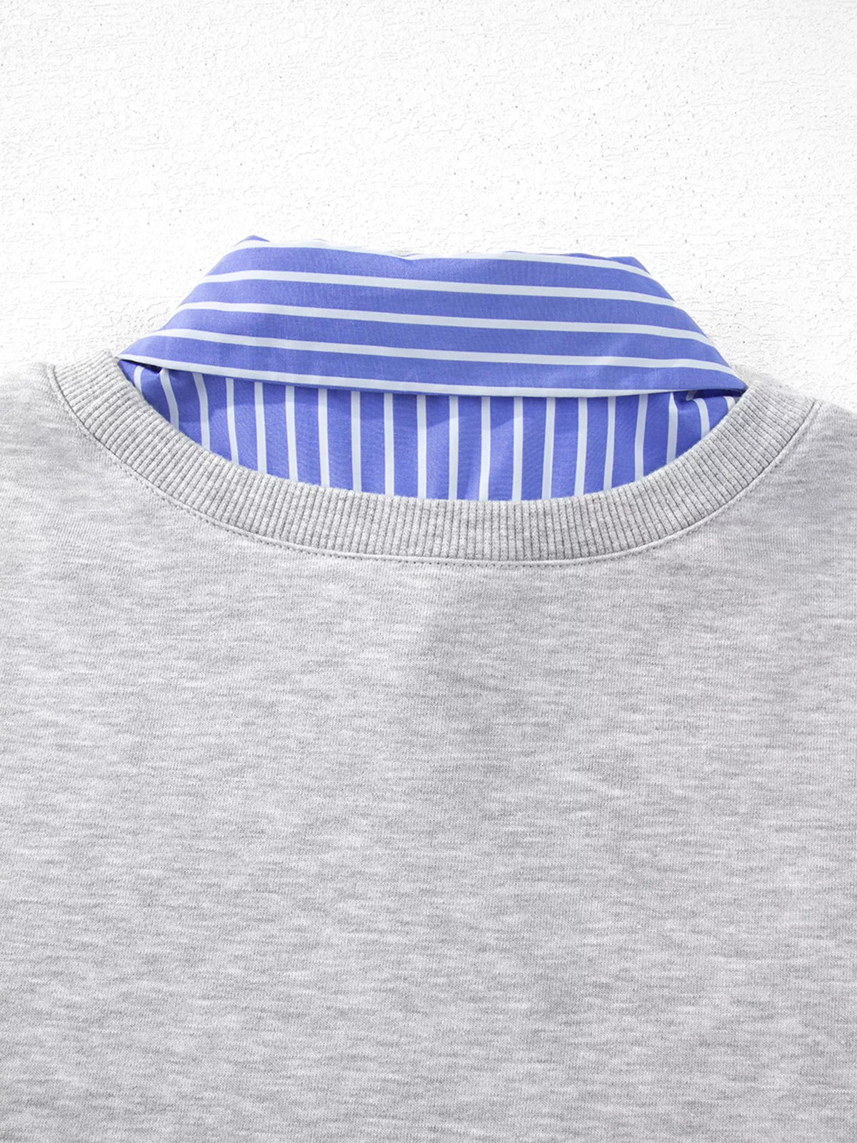 Striped-collar sweatshirt, back collar close up