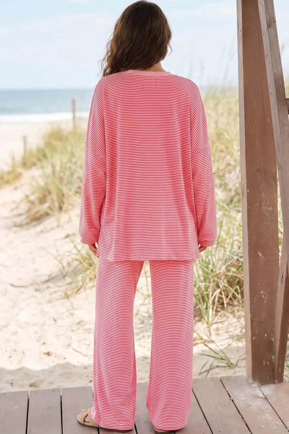 Women's clothing set – product view 2