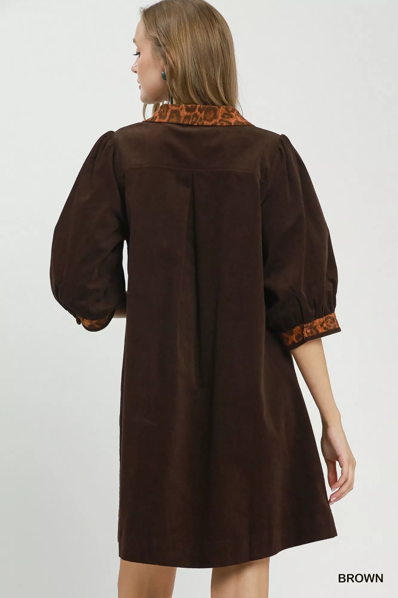 Women's apparel – product view 3