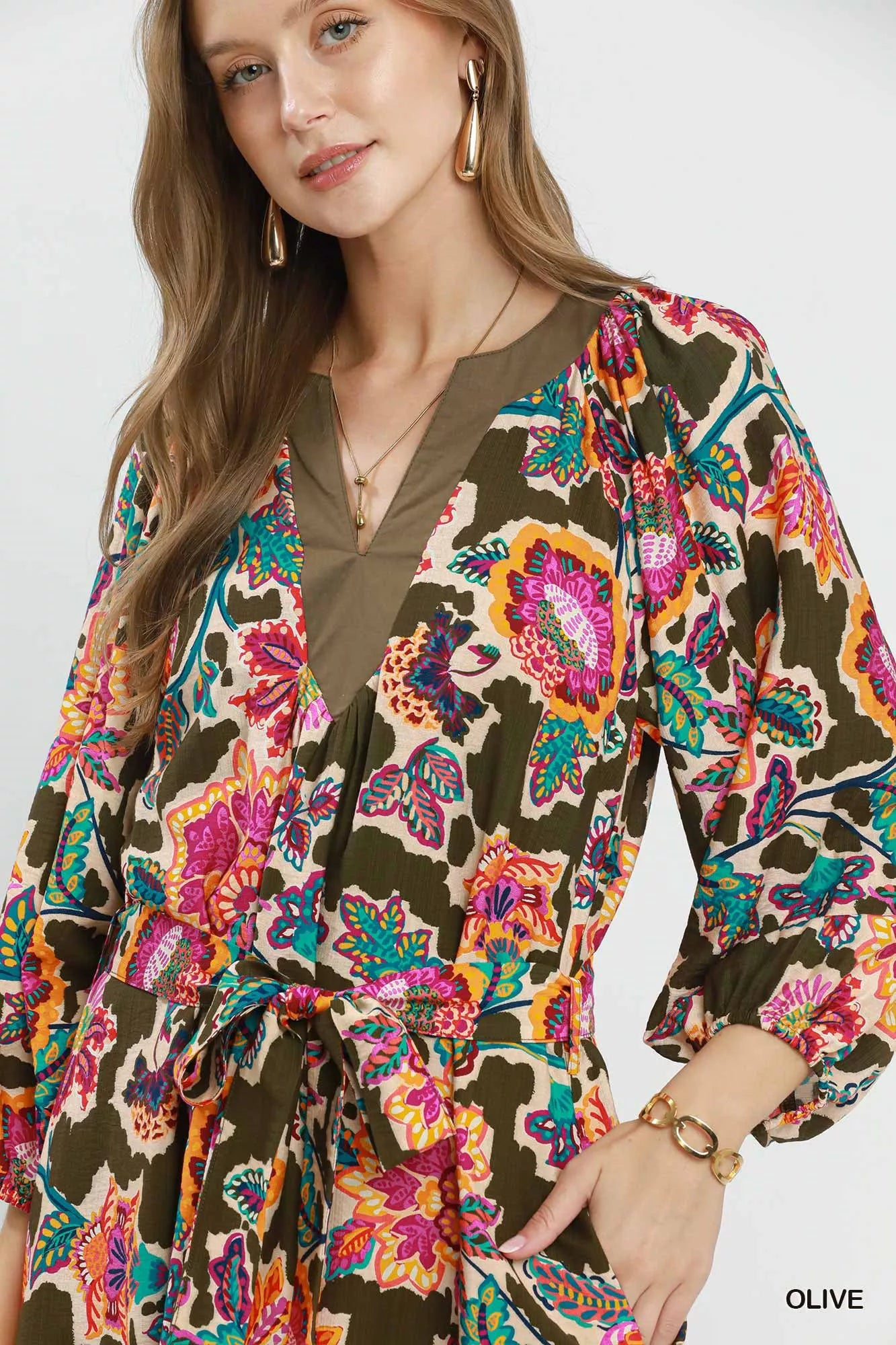 Women's apparel – product view 5