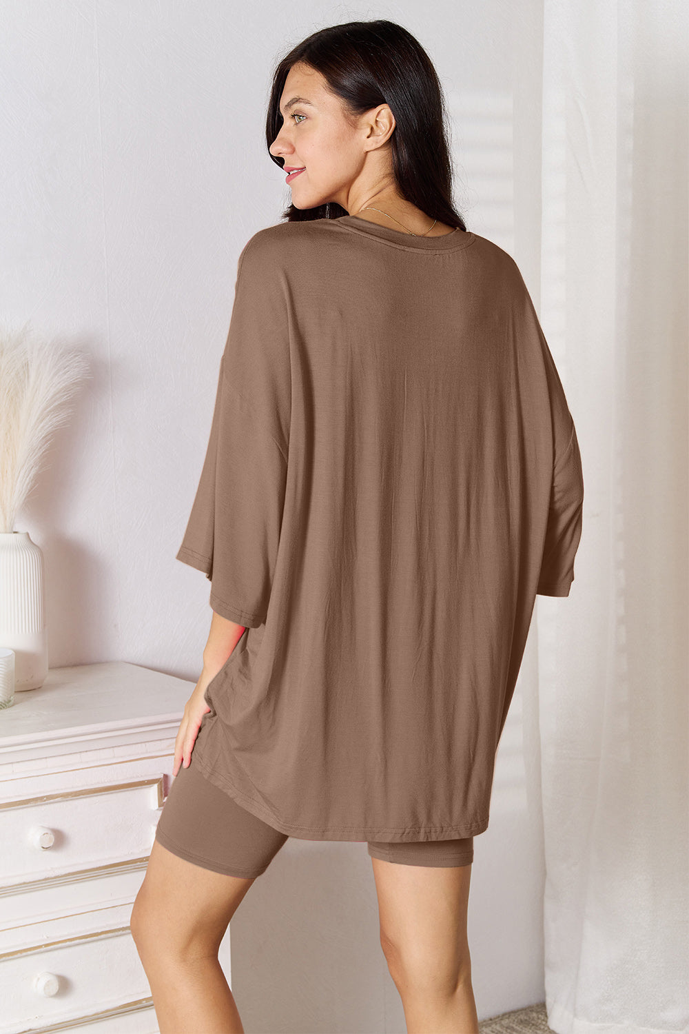 Women's clothing set – product view 2