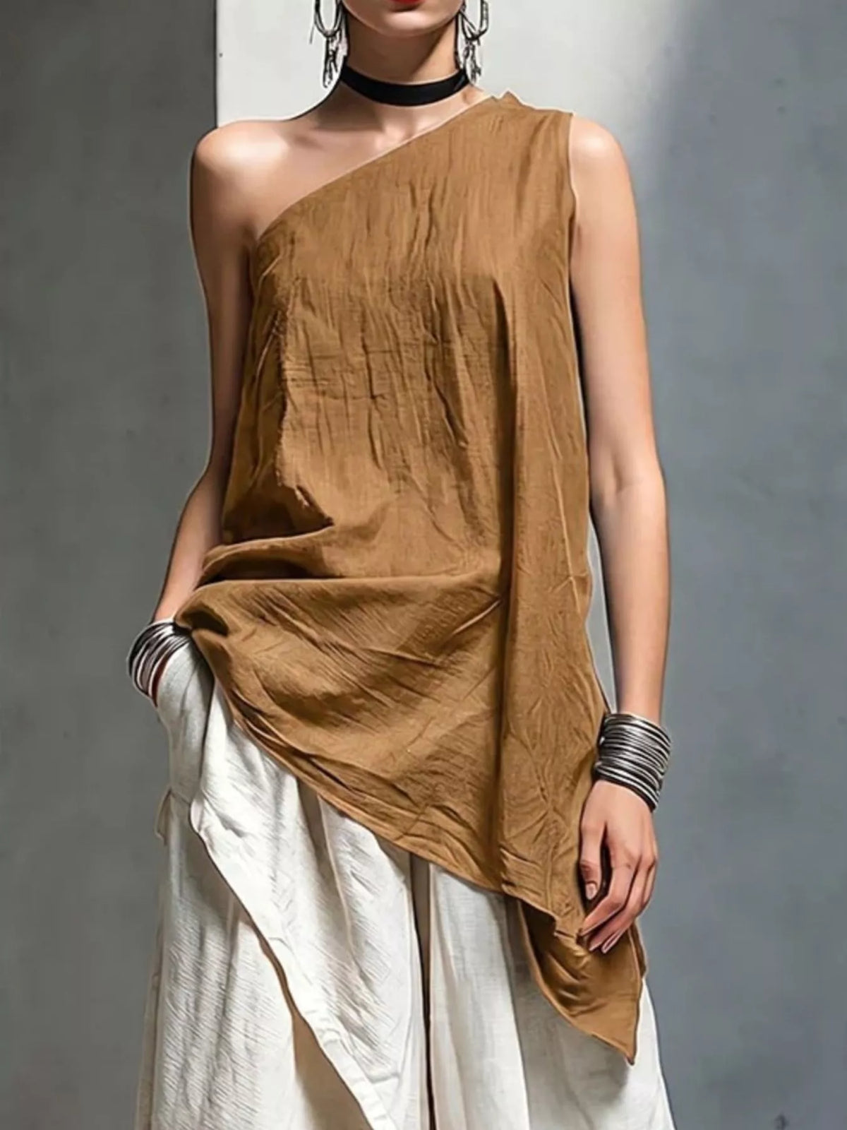 Trendsi Full Size Asymmetrical One-Shoulder Sleeveless Top Plus Size -