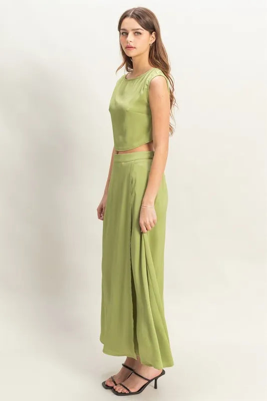 Women's clothing set – product view 2