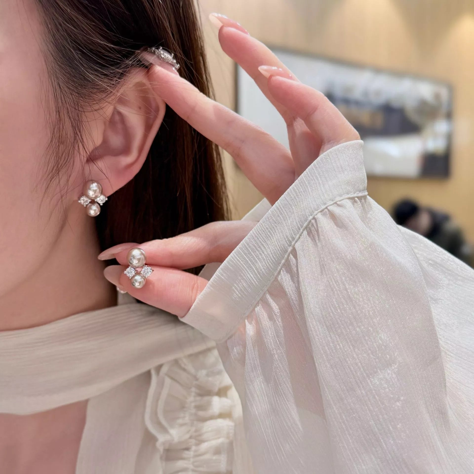Trendsi Pearl Stud Earrings -