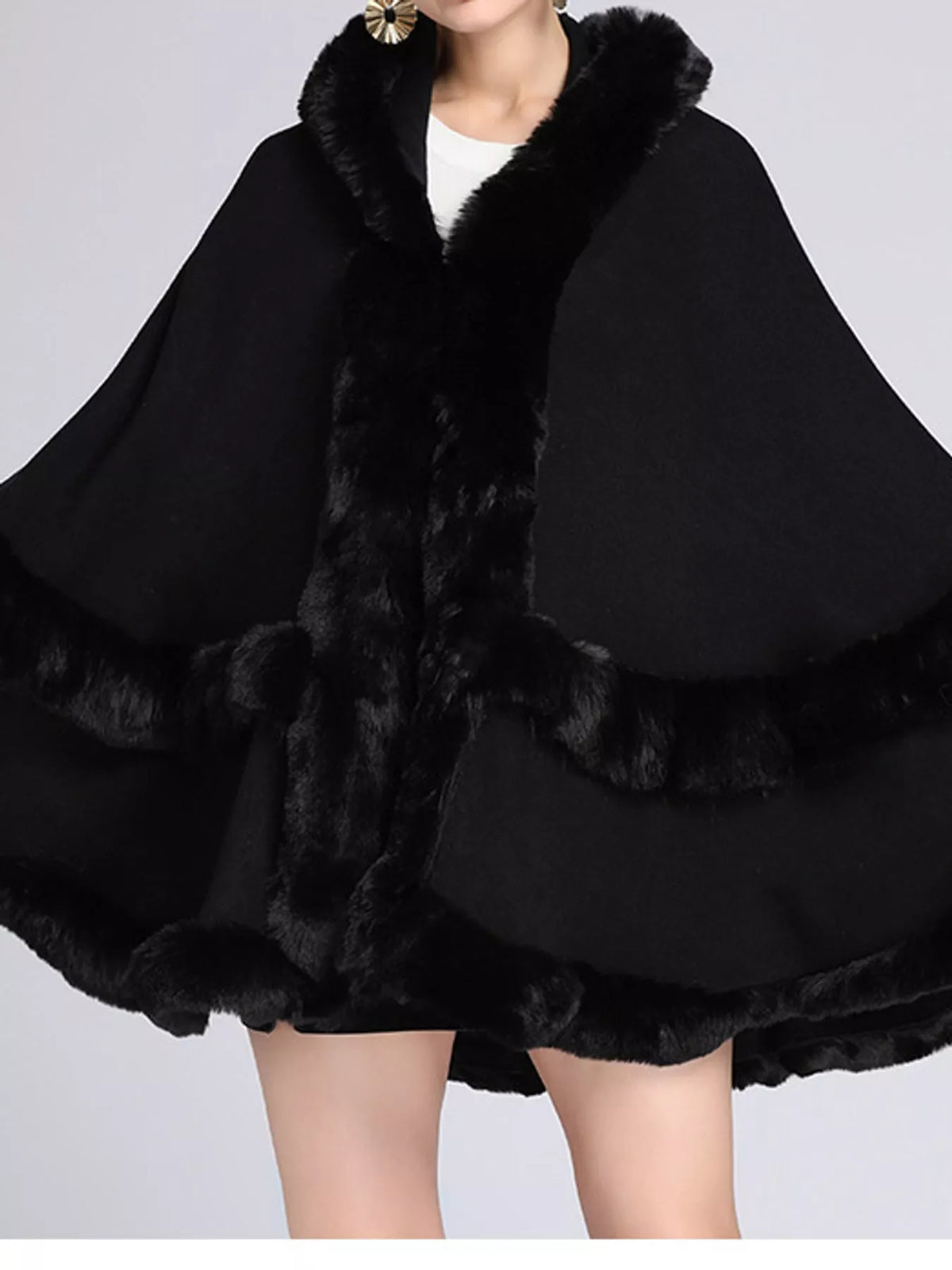 Faux-fur-trim cape, black front