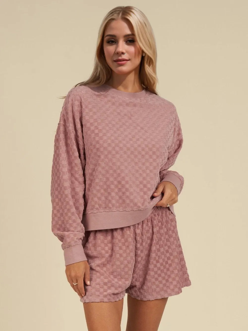Women's clothing set – product view 1