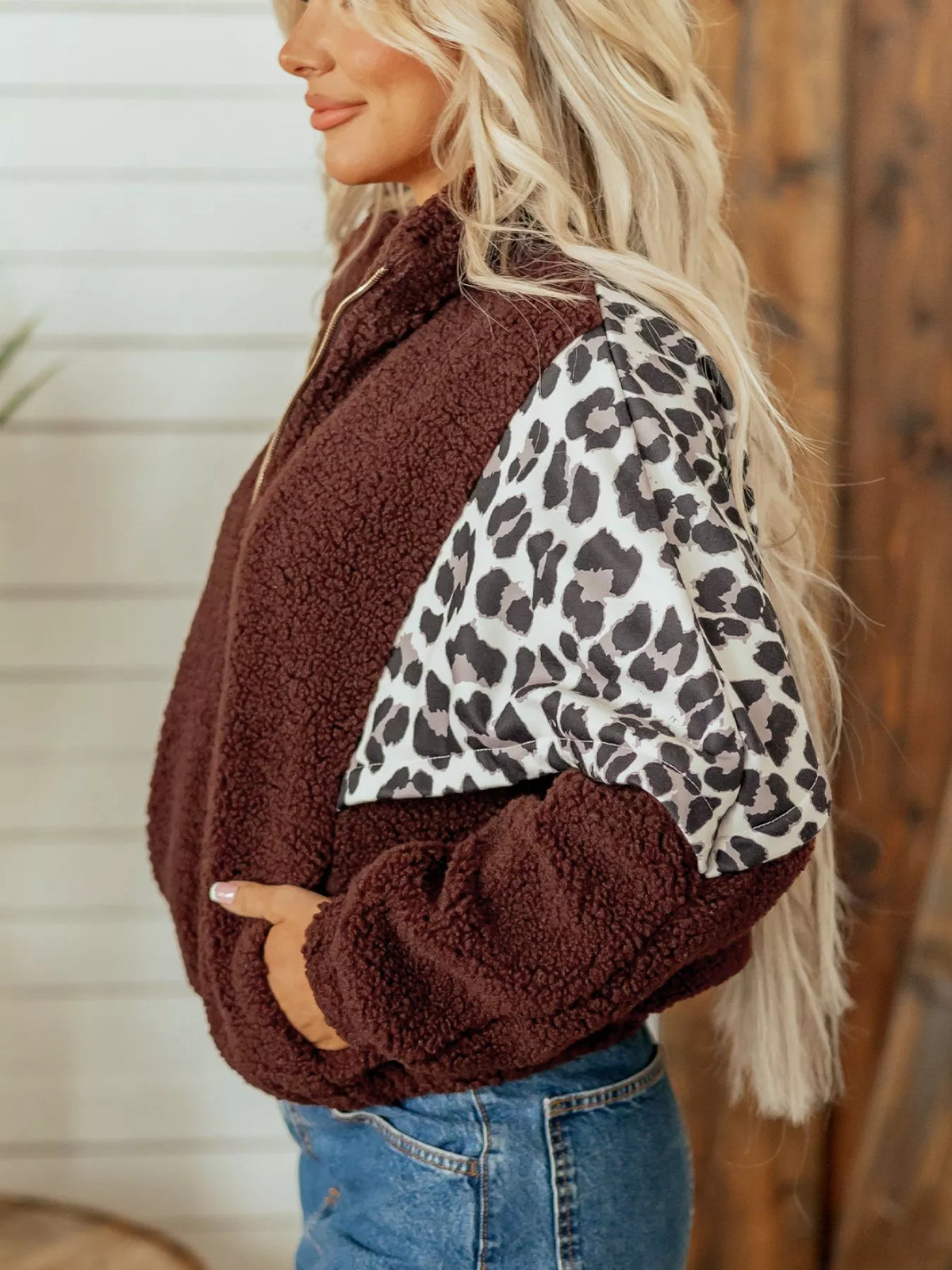 Leopard-patch fleece jacket, brown leopard jacket side
