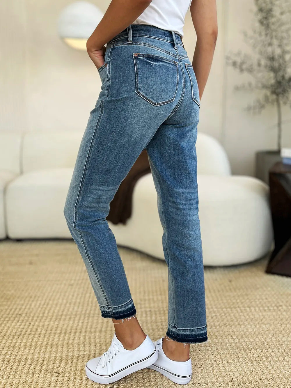 Women's jeans – product view 2