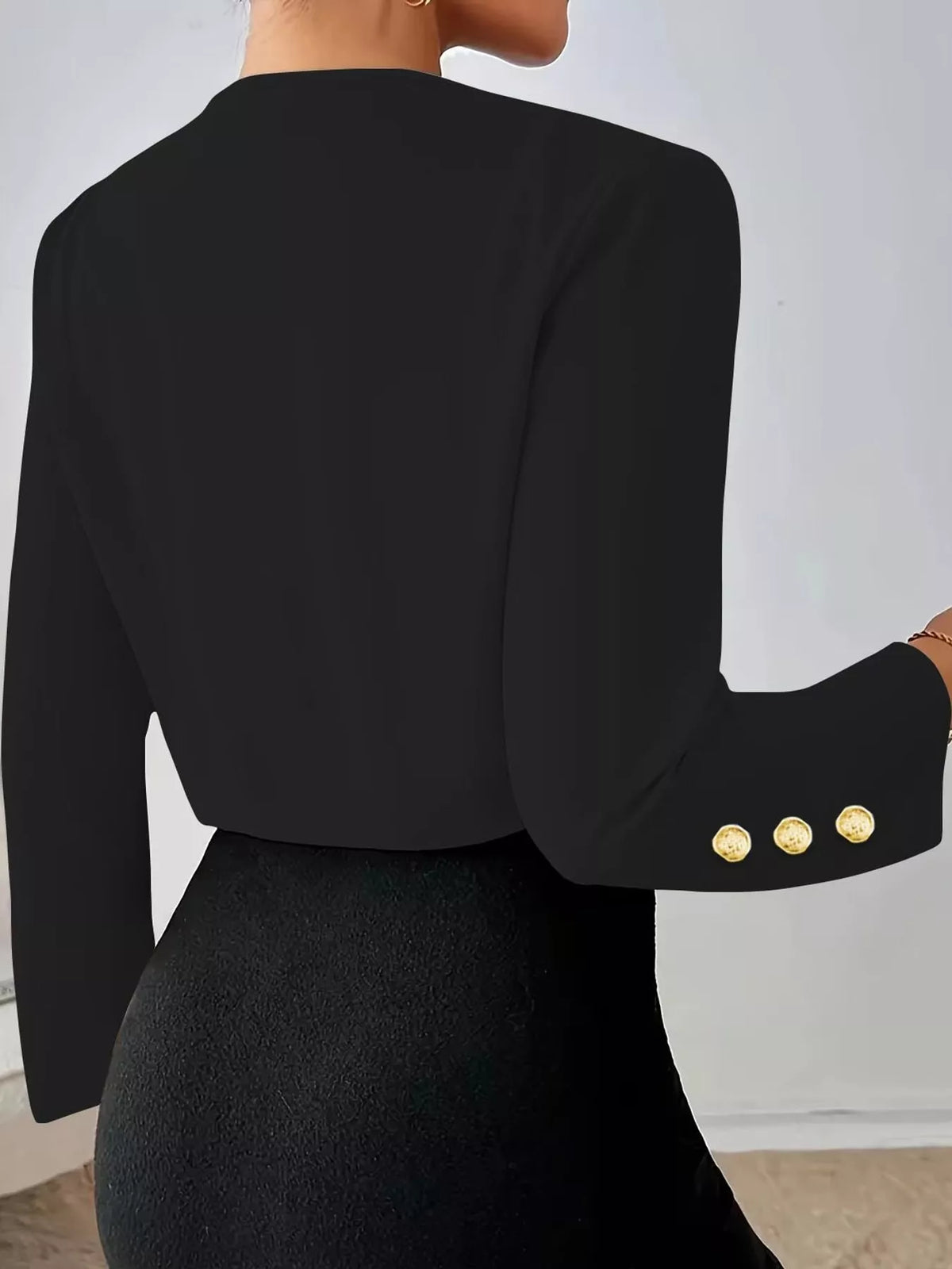 Round neck long sleeve blazer, back view