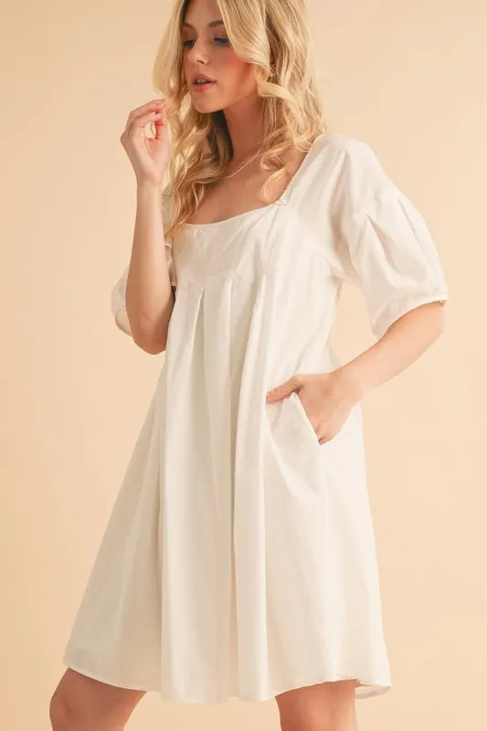 Women's apparel – product view 5