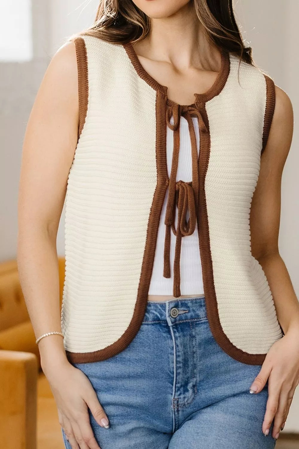 Trendsi Contrast Trim Tie-Front Sweater Vest -