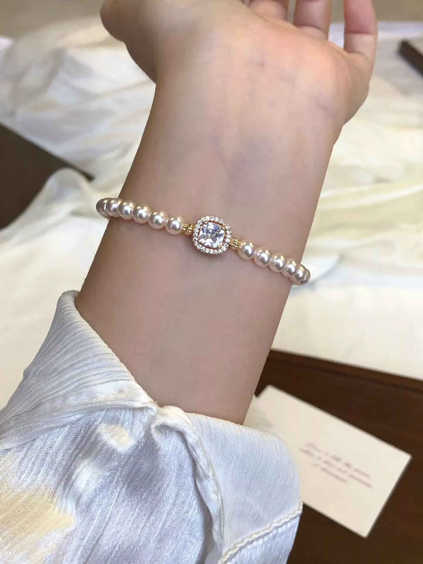 Trendsi 18K Gold-Plated Pearl Bracelet -