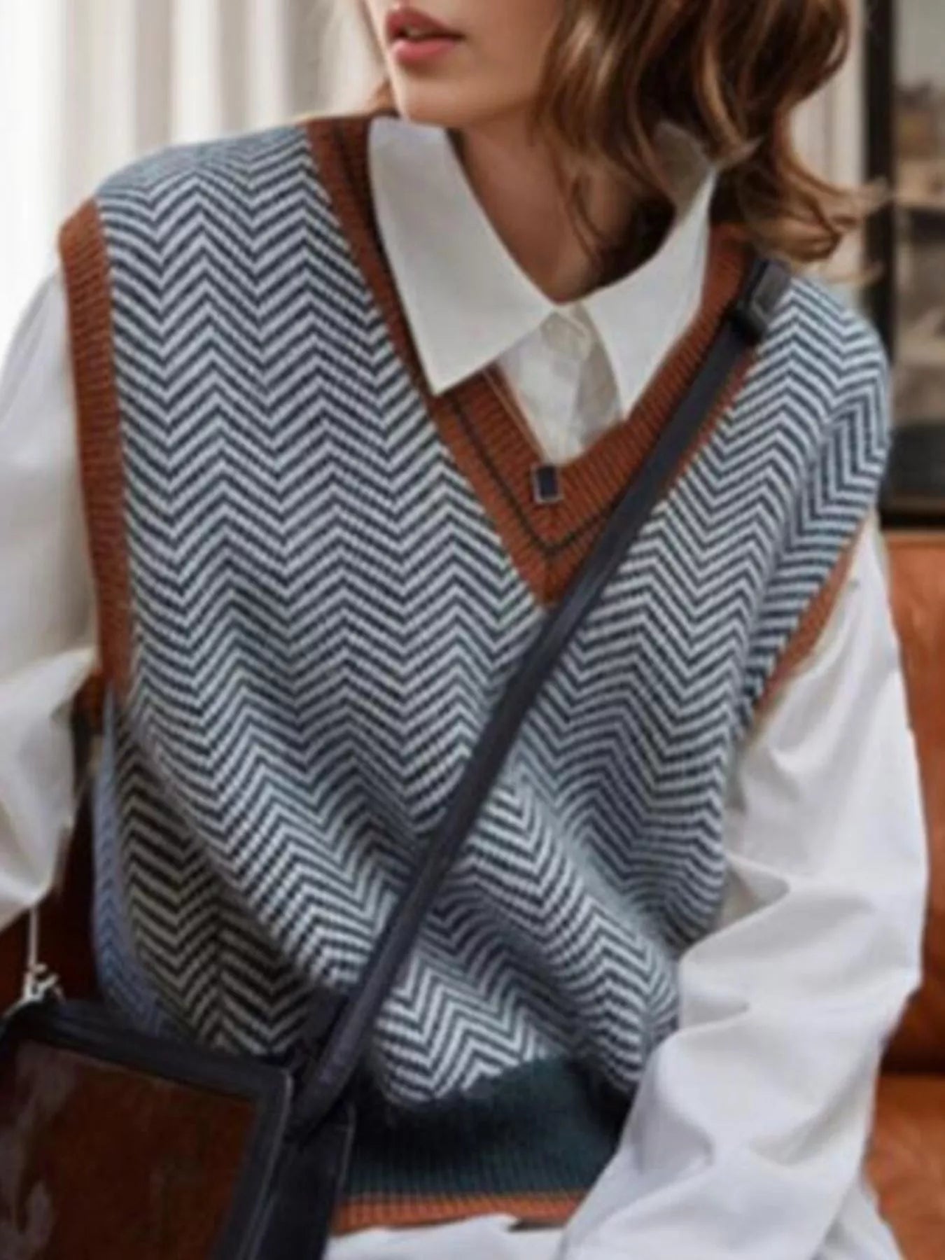 Trendsi Chevron Pattern V-Neck Knit Sweater Vest -