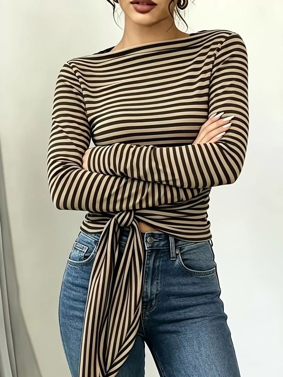 Long sleeve striped T-shirt with front tie