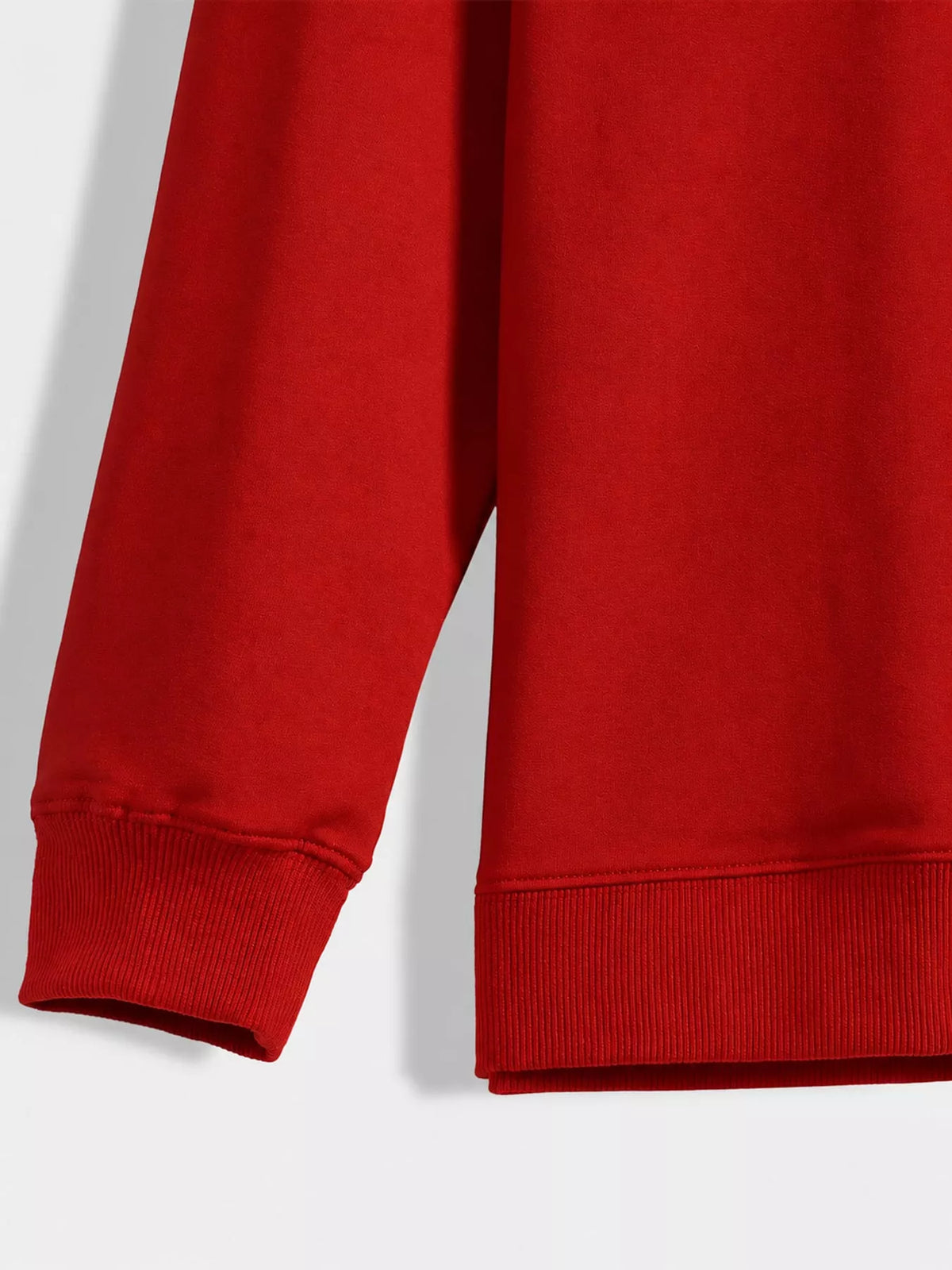Graphic long-sleeve sweatshirt, garment detail