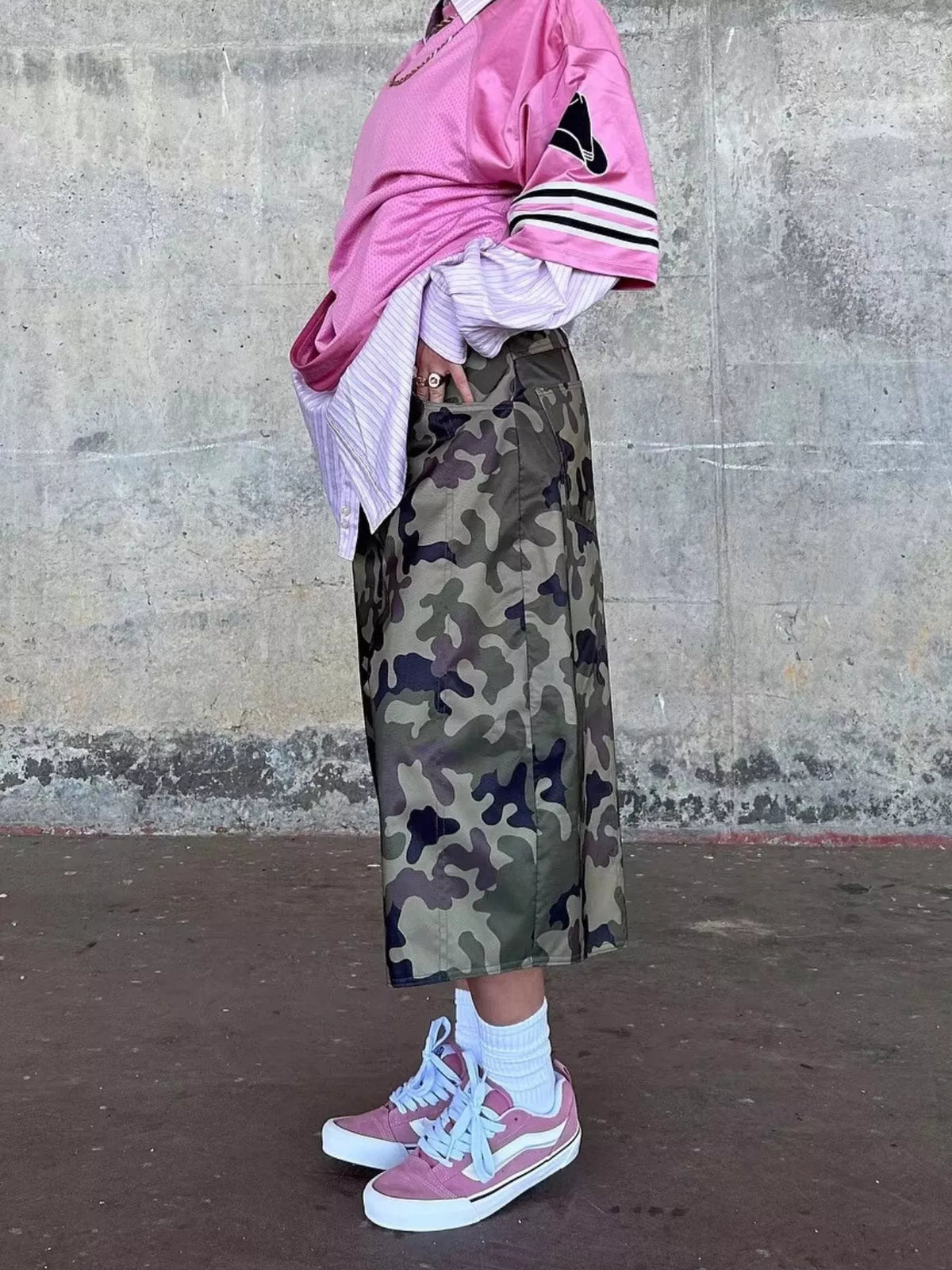 Women's pants – product view 6