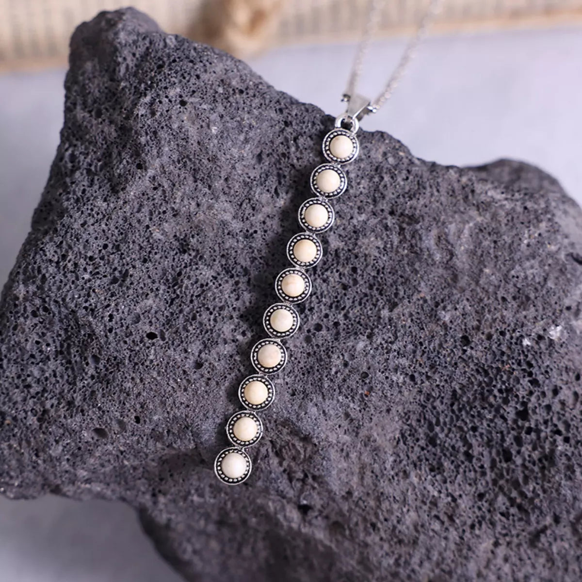 Trendsi Vintage Style Beaded Bar Necklace -