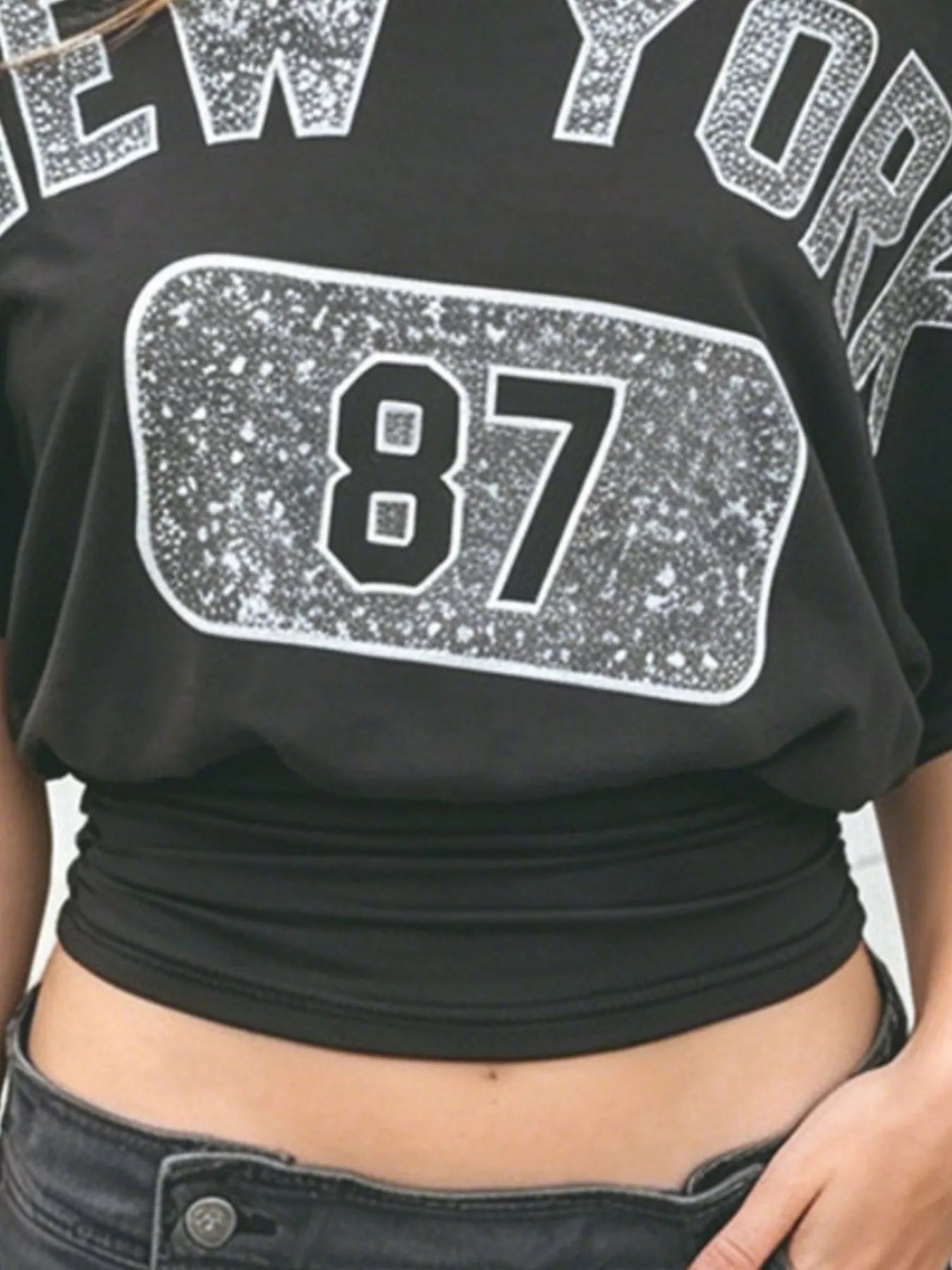 Trendsi Letter Graphic One Shoulder Top -