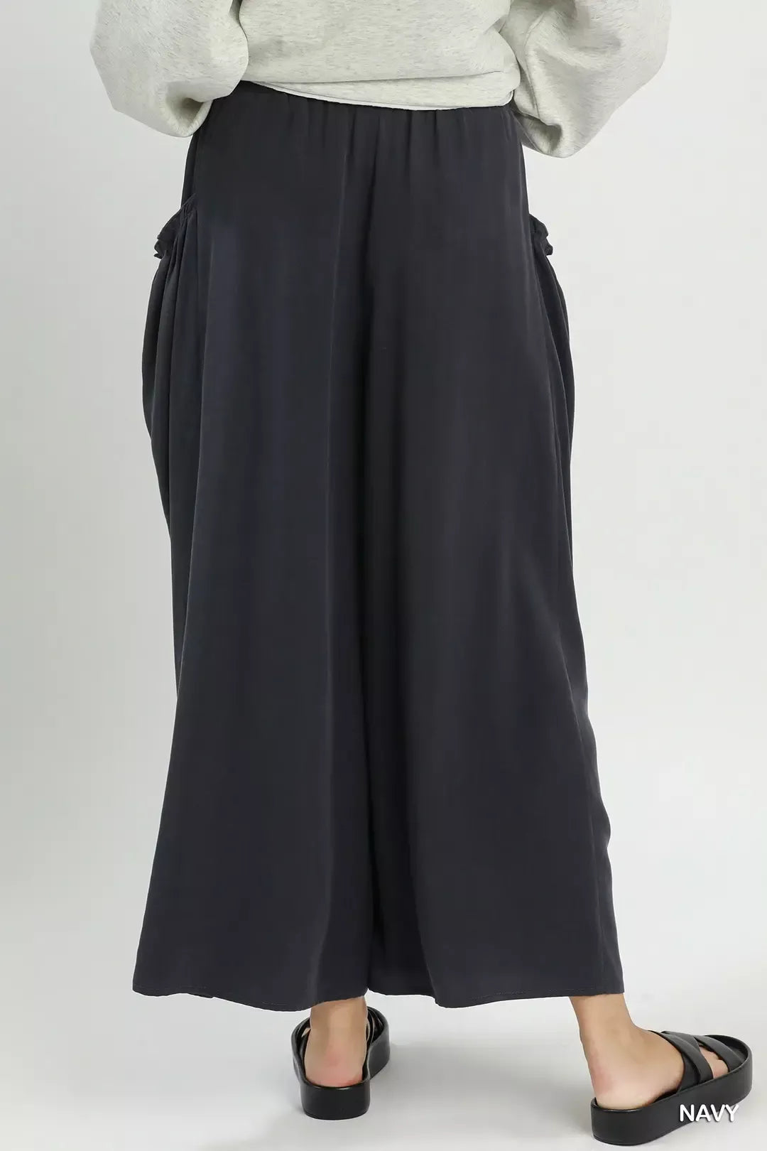 Trendsi Umgee Flowy Wide Leg Pocket Pants -