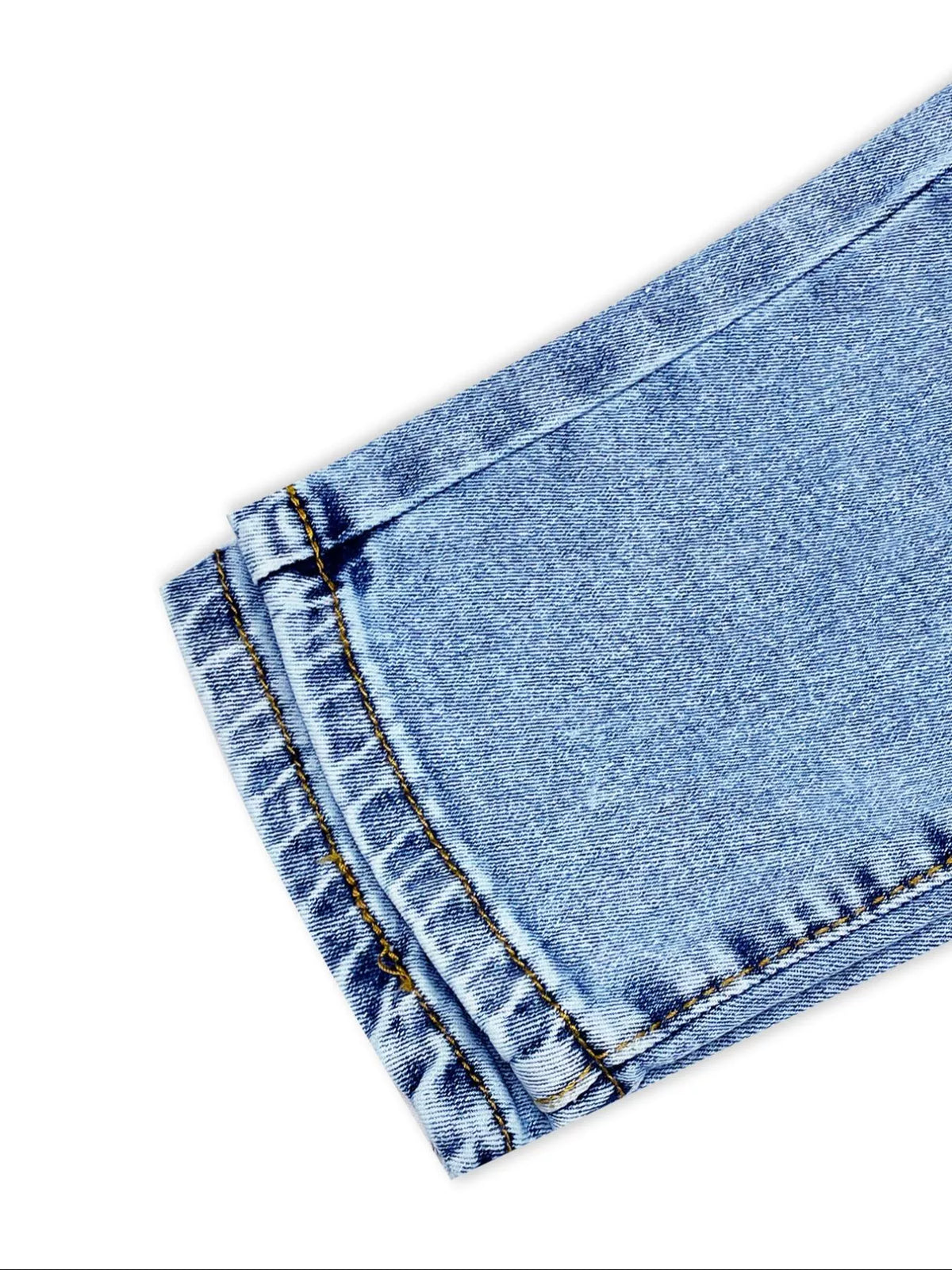 Skinny jeans, blue hem detail
