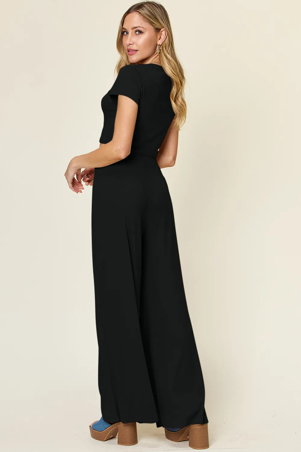Women's clothing set – product view 3