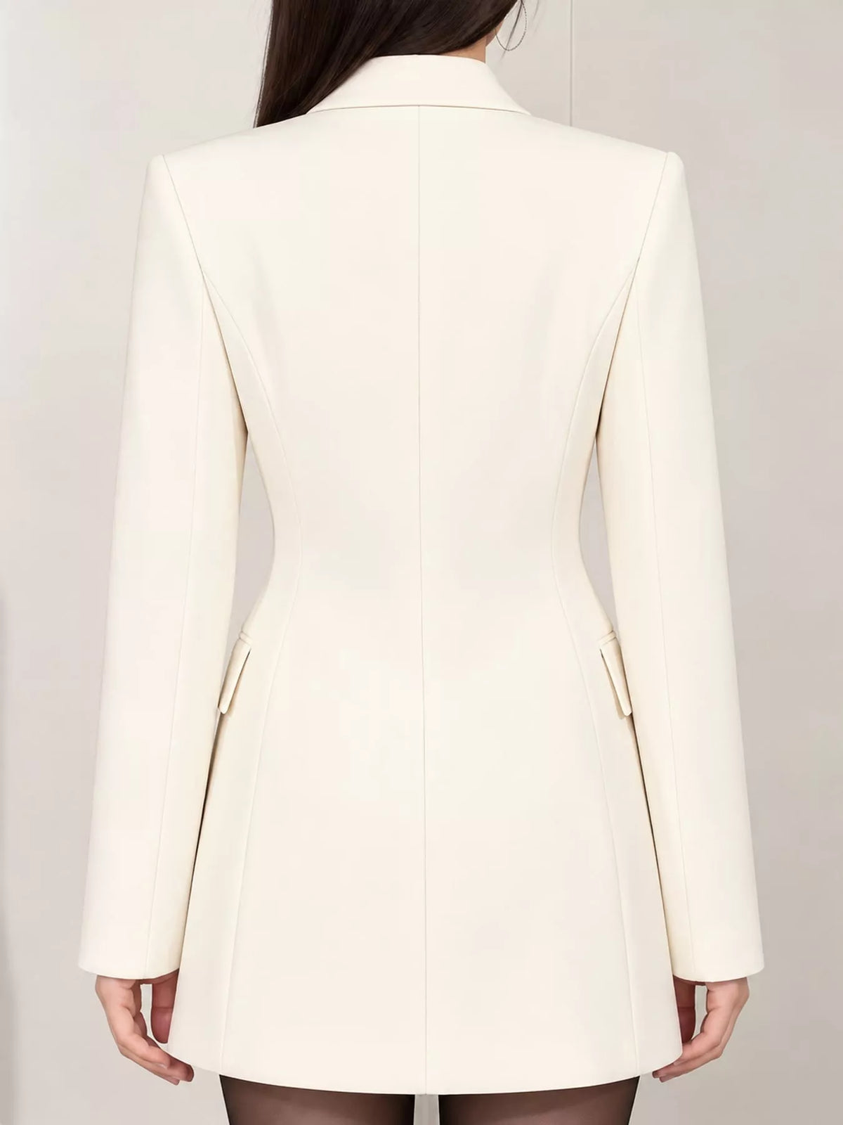 Double-breasted blazer, ivory back