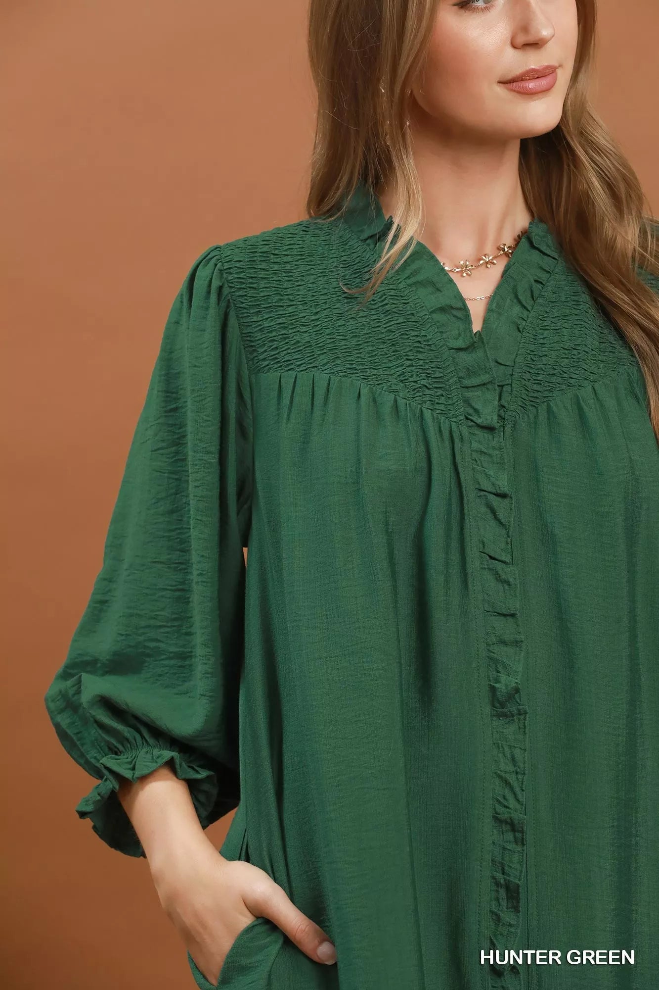 Women's apparel – product view 5