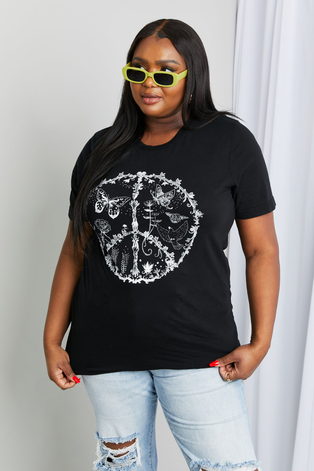 Women's apparel – product view 3