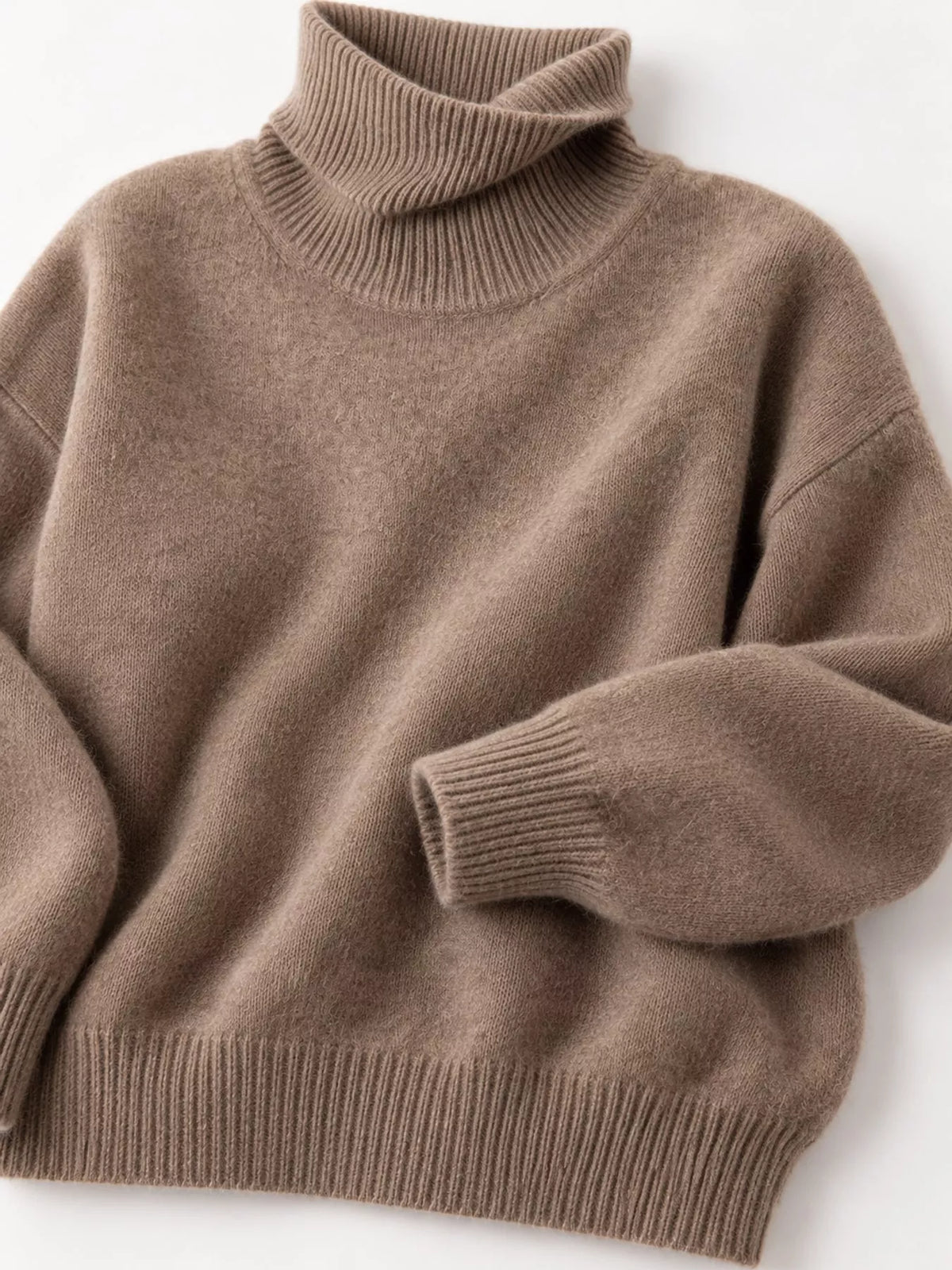 Turtleneck sweater, brown knit detail