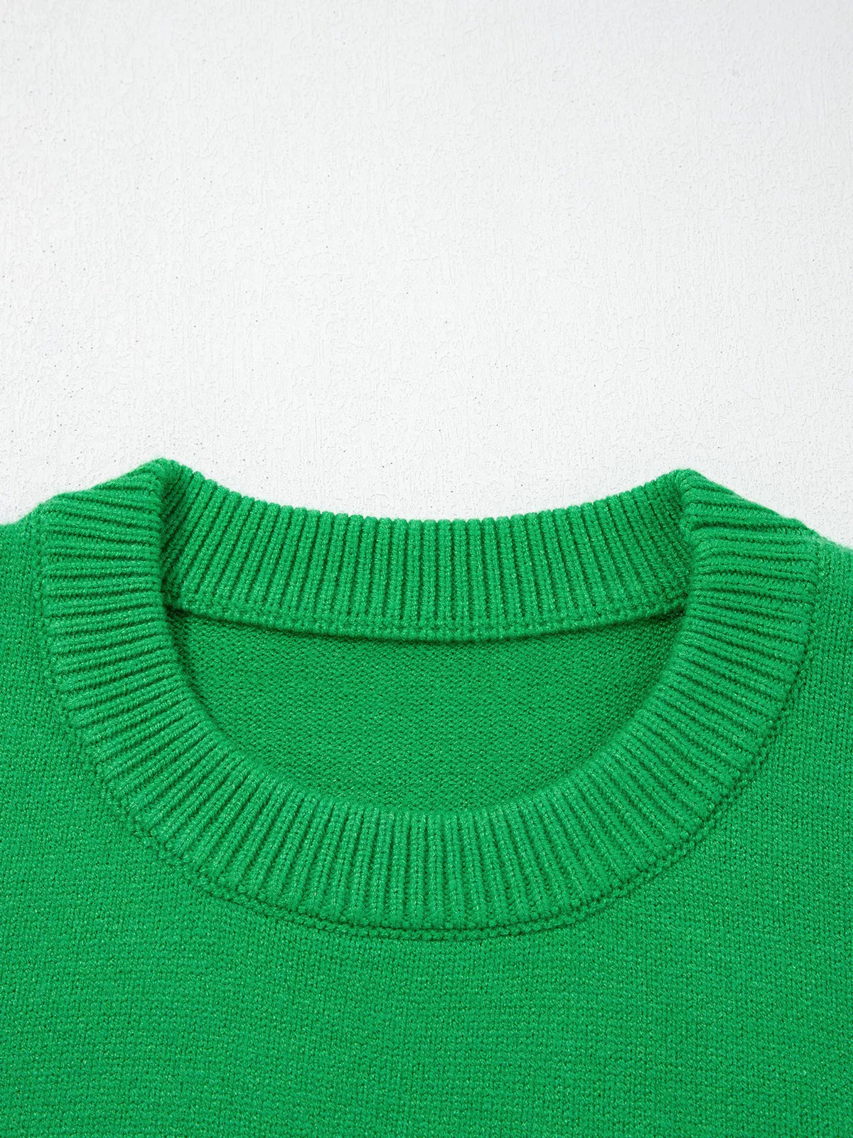 Christmas patch sweater, crew neck detail